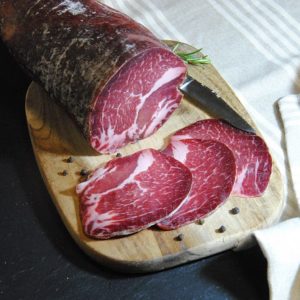 Sur une tartine ou en raclette, régalez-vous avec notre coppa